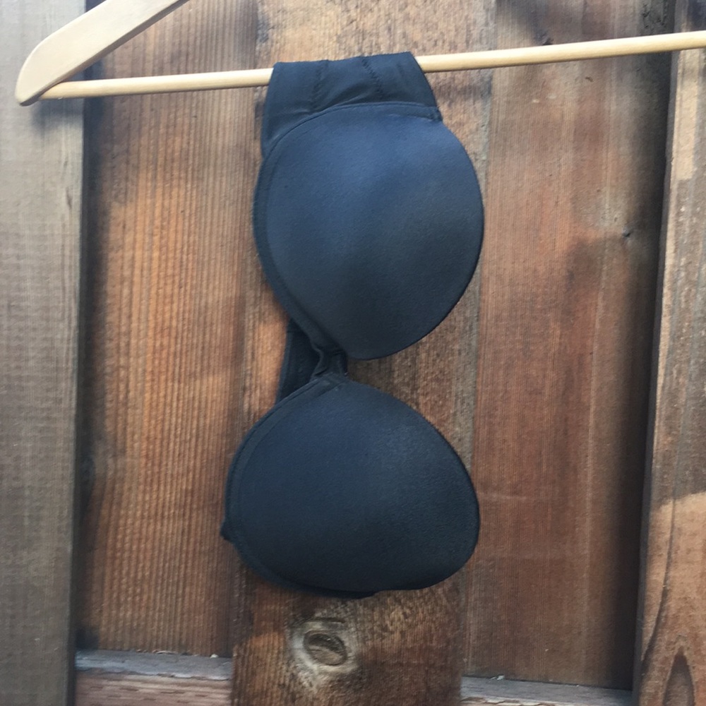 Strapless bra